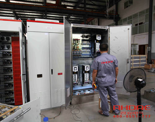 得潤電氣 變頻器 變頻柜 生產(chǎn) 調(diào)試 聯(lián)系電話：400-0551-777 qq：3176885416